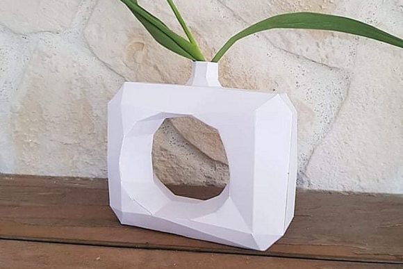 Holy Square Paper Vase: 3D SVG Flowers for Crafters